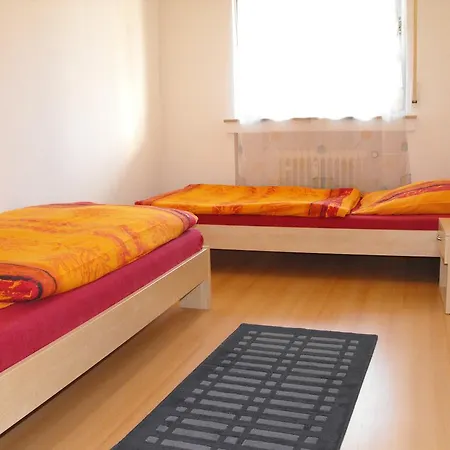 Ferienwohnung Goman ベルクハイム