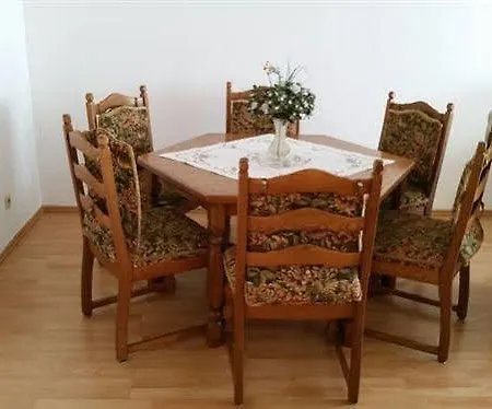 Ferienwohnung Goman * ベルクハイム