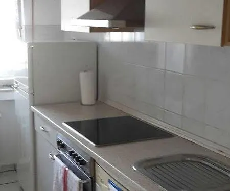 Ferienwohnung Goman * ベルクハイム