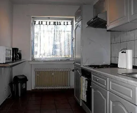 Ferienwohnung Goman アパート ベルクハイム